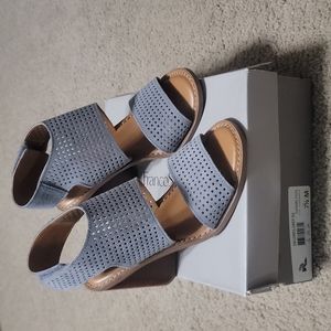 Franco Sarto Grey Suede Leather Sandals Size 7.5M